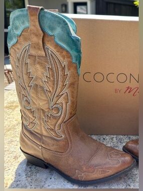 Coconuts by Matisse Brown & Teal Embroidered Western Boots